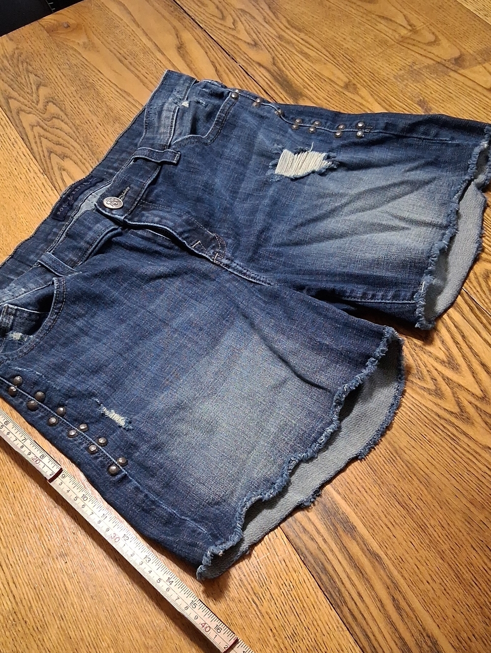 ROCK & REPUBLIC Jean Shorts Womens 12 BLUE Preowned Used Denim